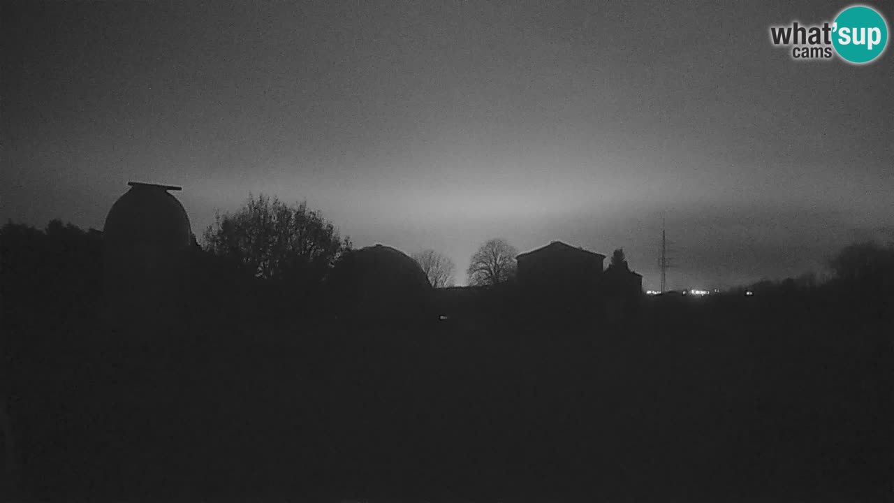 Višnjan Observatory Live Webcam – Explore the Sky, Asteroids, Comets, and Meteoroids