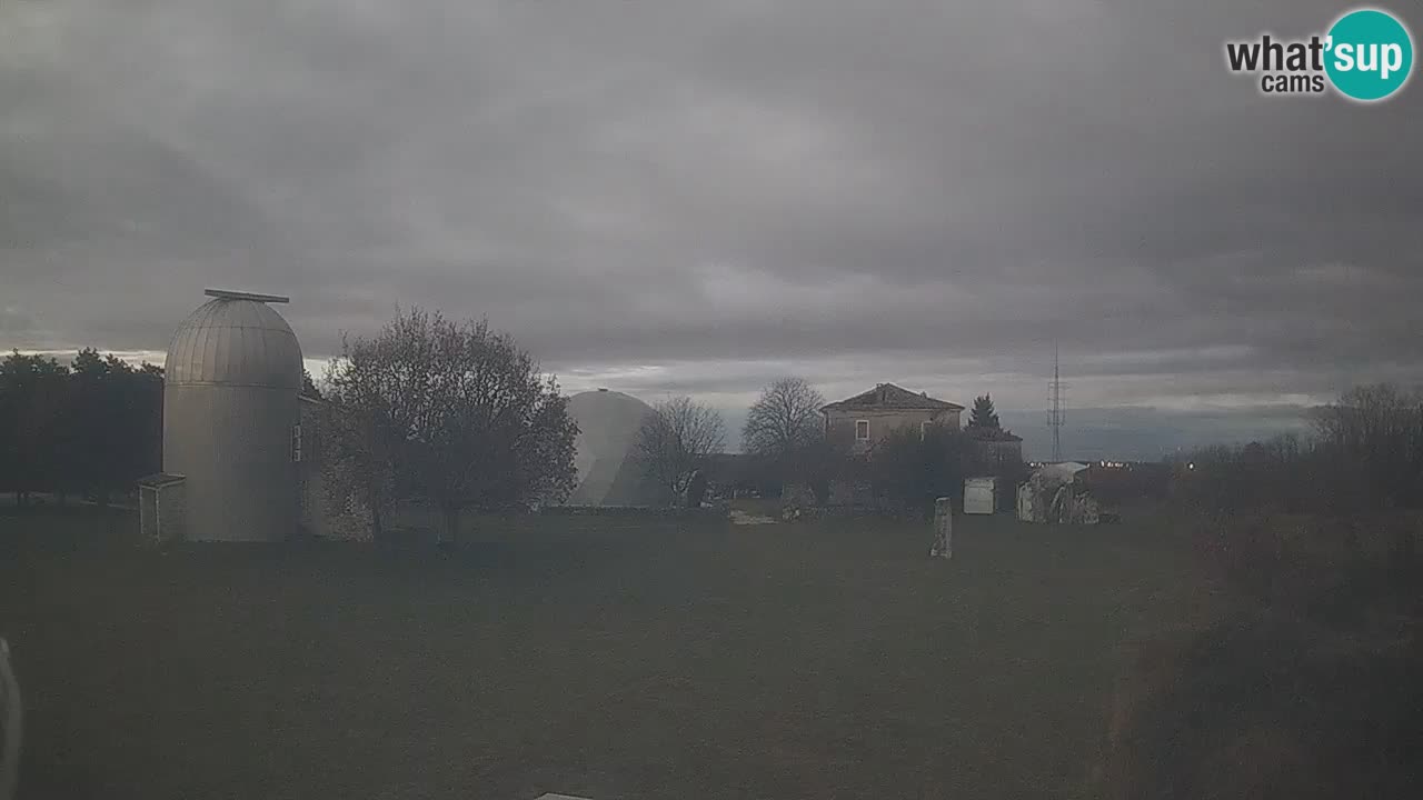 Višnjan Observatory Live Webcam – Explore the Sky, Asteroids, Comets, and Meteoroids