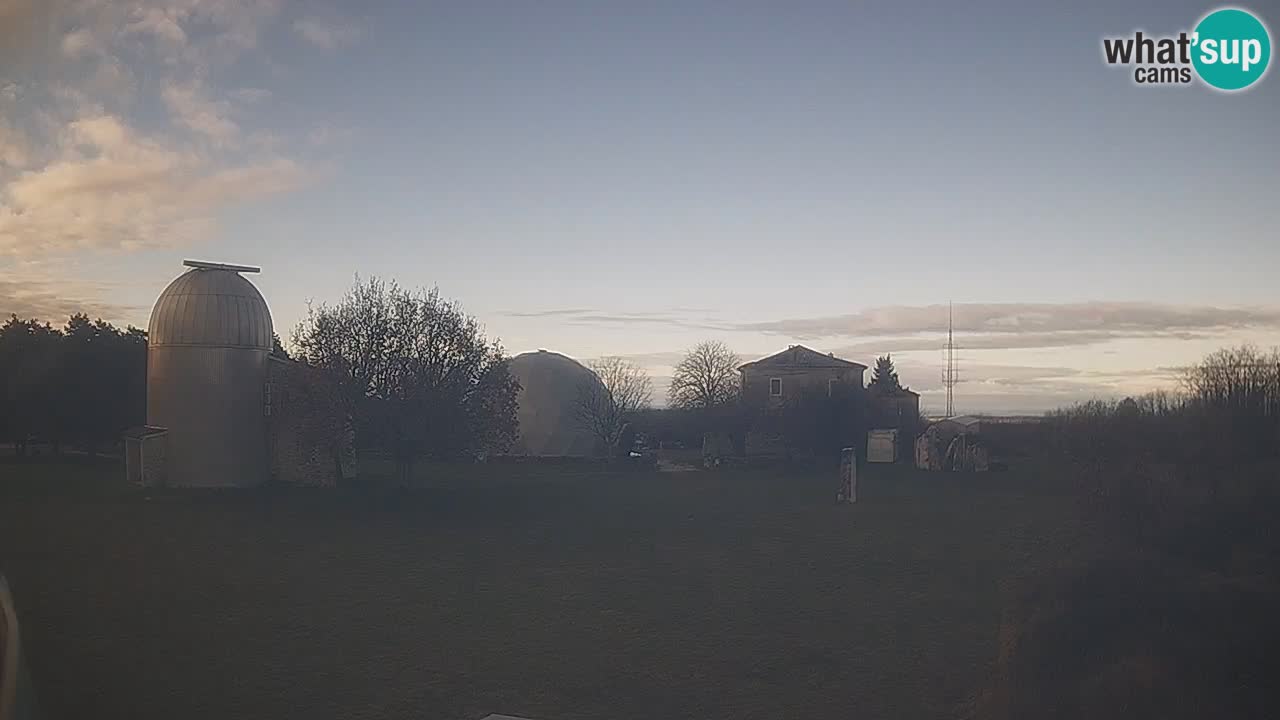 Višnjan Observatory Live Webcam – Explore the Sky, Asteroids, Comets, and Meteoroids