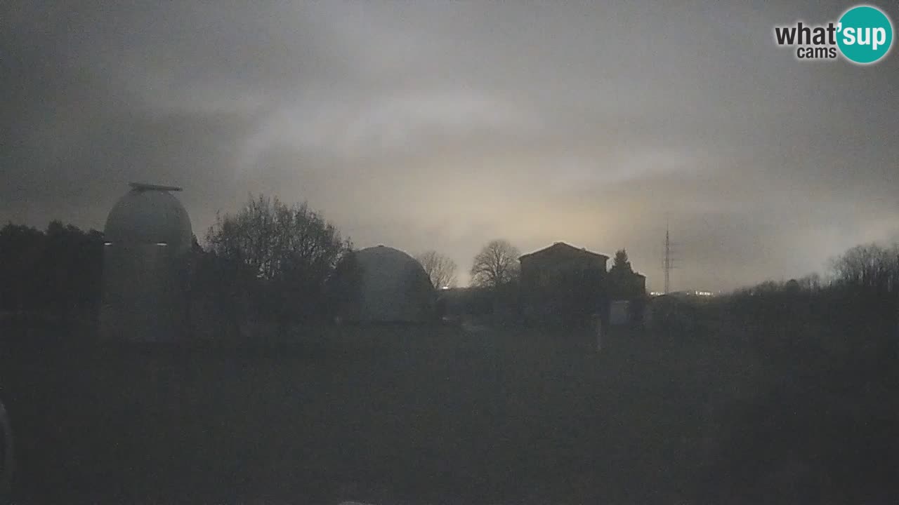 Višnjan Observatory Live Webcam – Explore the Sky, Asteroids, Comets, and Meteoroids