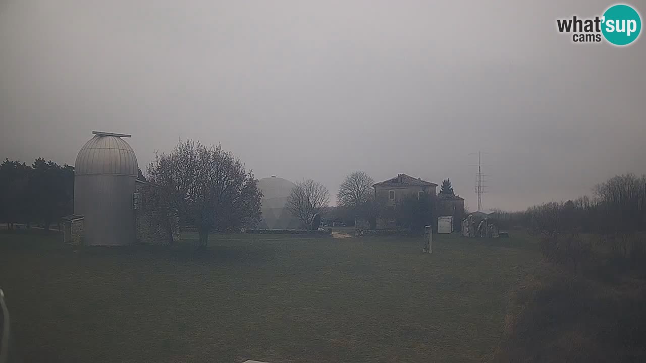 Višnjan Observatory Live Webcam – Explore the Sky, Asteroids, Comets, and Meteoroids