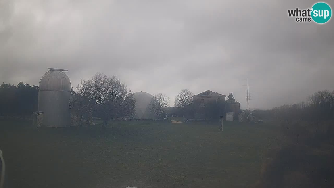 Višnjan-Observatorium Live Webcam – Explore the Sky, Asteroids, Comets, and Meteoroids