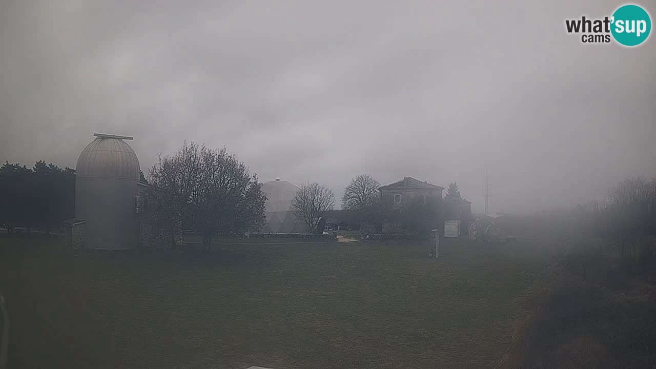 Observatorij Višnjan spletna kamera – Odkrivajte nebo, asteroide, komete in meteorite