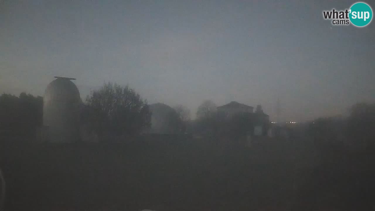 Cámara web en vivo del Observatorio de Višnjan: explora el cielo, los asteroides, cometas y meteoroides