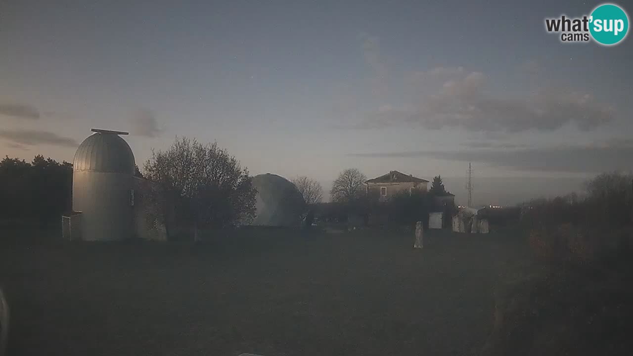 Višnjan Observatory Live Webcam – Explore the Sky, Asteroids, Comets, and Meteoroids