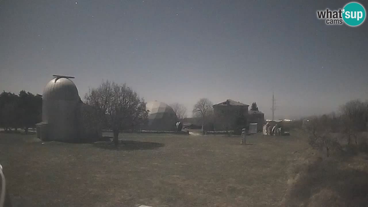 Višnjan Observatory Live Webcam – Explore the Sky, Asteroids, Comets, and Meteoroids