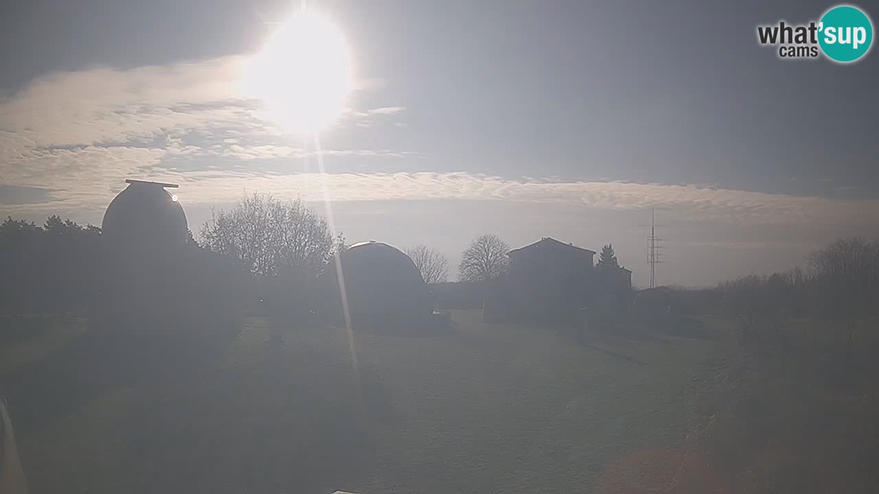 Višnjan-Observatorium Live Webcam – Explore the Sky, Asteroids, Comets, and Meteoroids