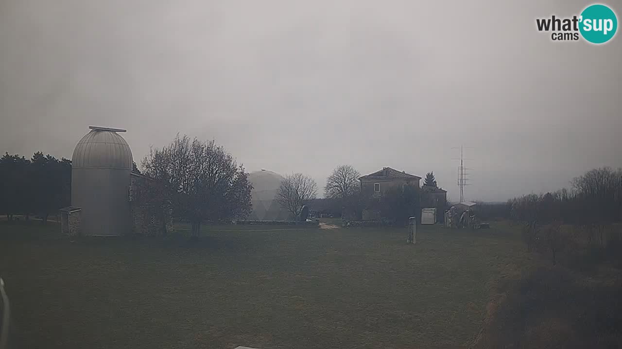 Observatorij Višnjan spletna kamera – Odkrivajte nebo, asteroide, komete in meteorite