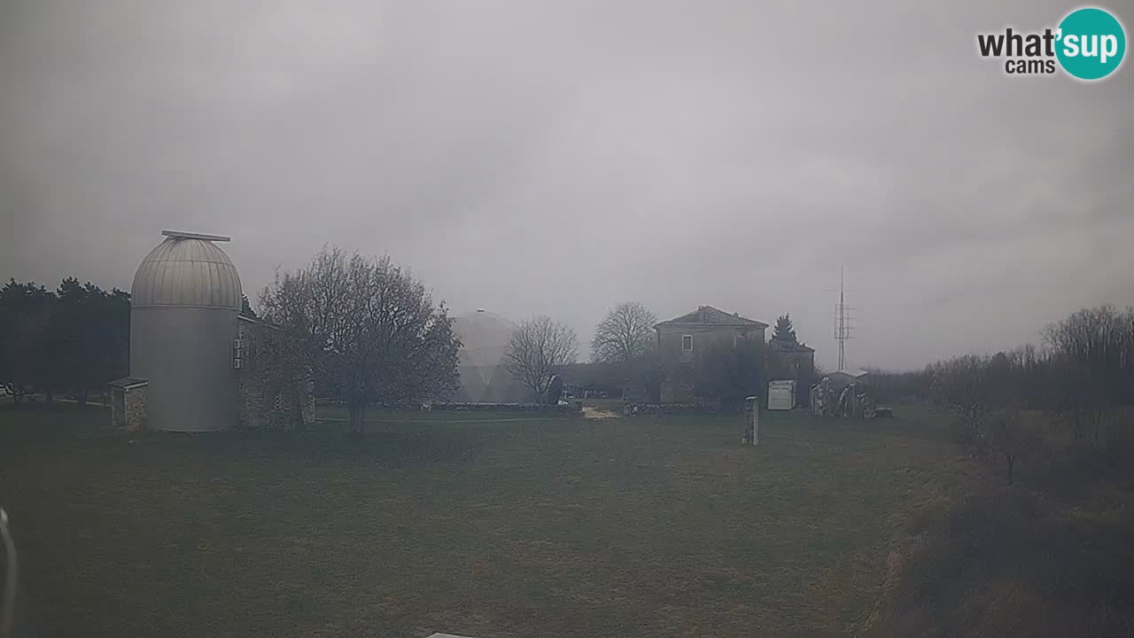 Višnjan Observatory Live Webcam – Explore the Sky, Asteroids, Comets, and Meteoroids