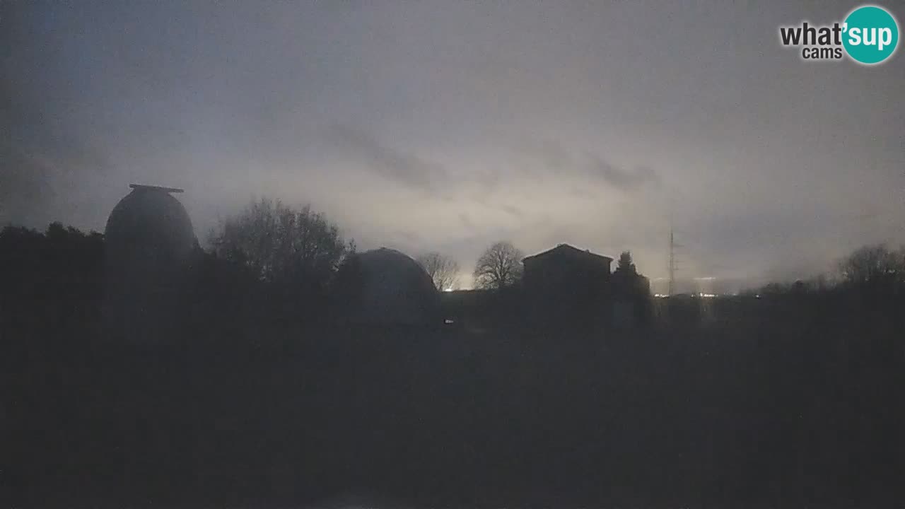 Observatorij Višnjan spletna kamera – Odkrivajte nebo, asteroide, komete in meteorite