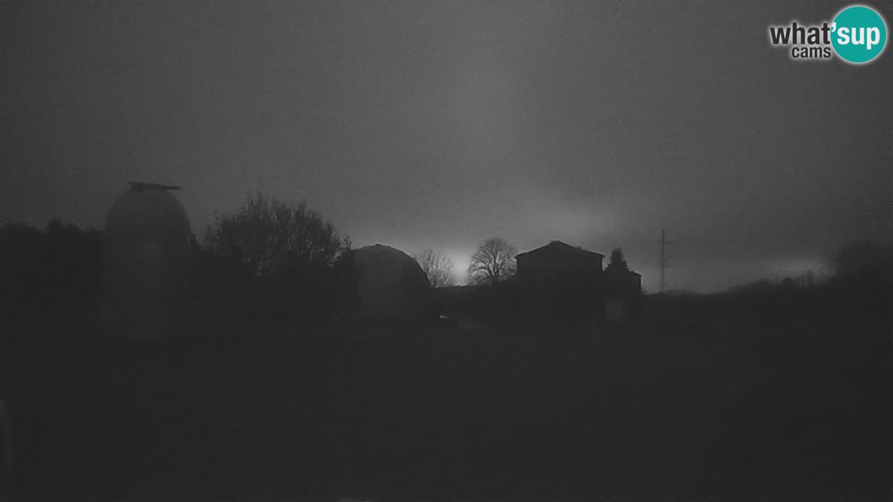 Višnjan Observatory Live Webcam – Explore the Sky, Asteroids, Comets, and Meteoroids