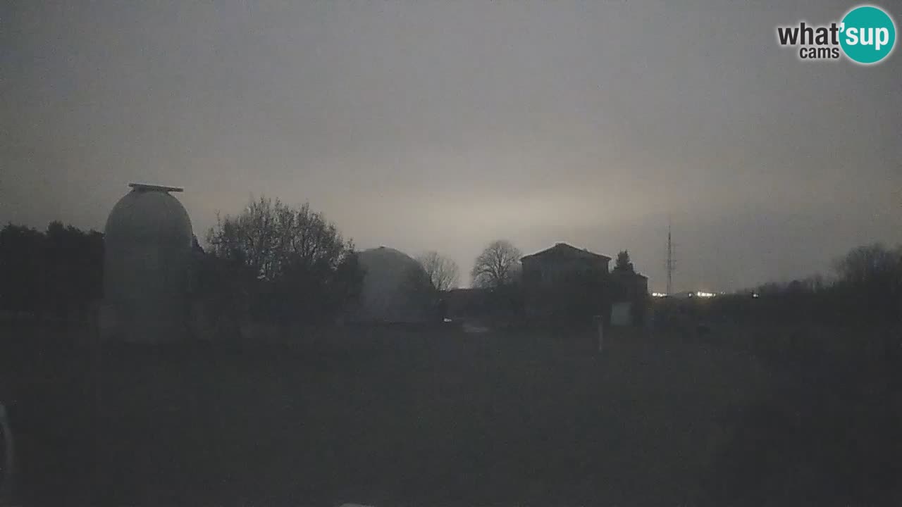 Višnjan-Observatorium Live Webcam – Explore the Sky, Asteroids, Comets, and Meteoroids