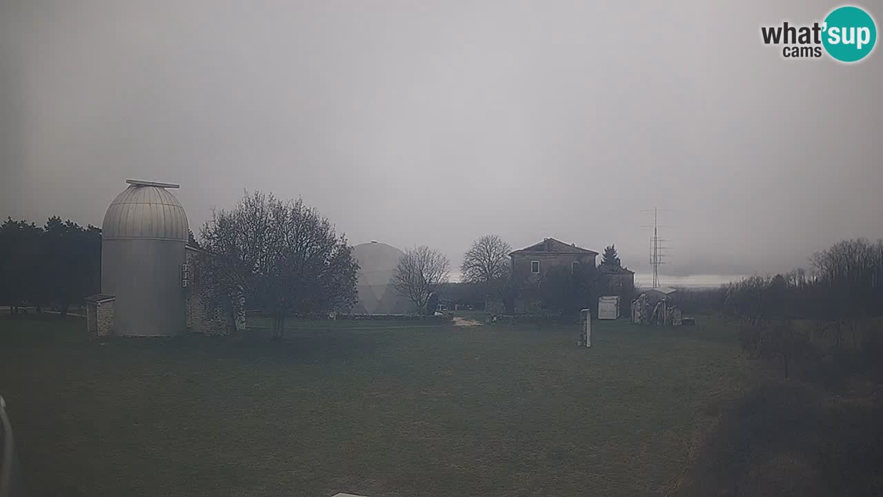 Observatorij Višnjan spletna kamera – Odkrivajte nebo, asteroide, komete in meteorite