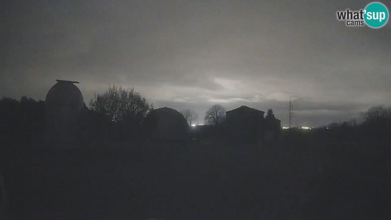 Višnjan Observatory Live Webcam – Explore the Sky, Asteroids, Comets, and Meteoroids