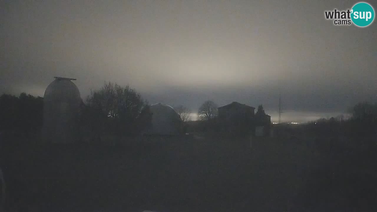 Observatorij Višnjan spletna kamera – Odkrivajte nebo, asteroide, komete in meteorite