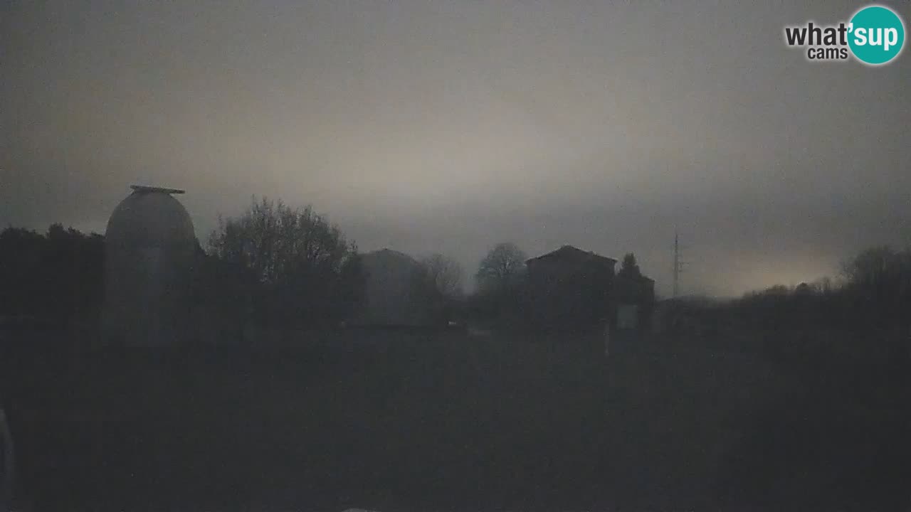 Observatorij Višnjan spletna kamera – Odkrivajte nebo, asteroide, komete in meteorite