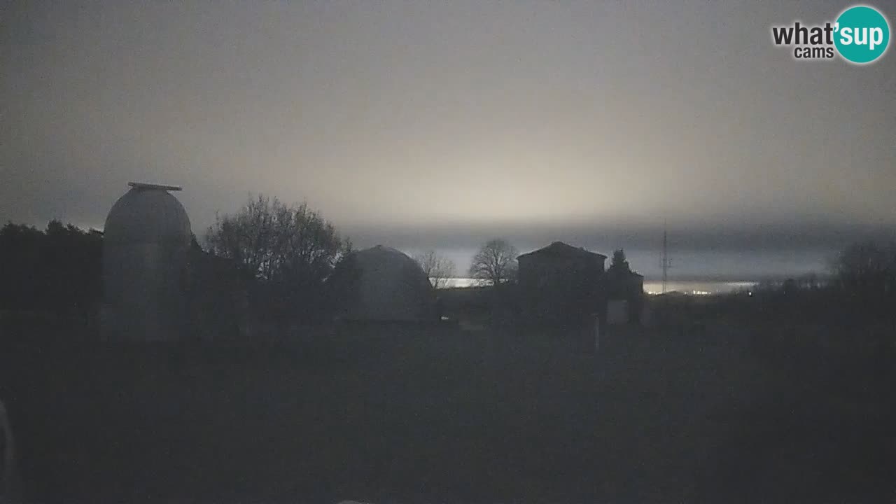 Observatorij Višnjan spletna kamera – Odkrivajte nebo, asteroide, komete in meteorite