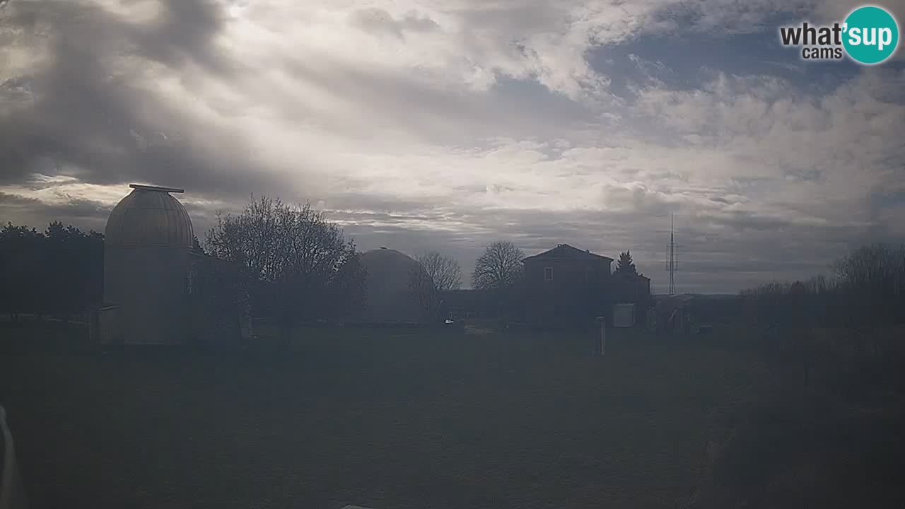 Višnjan Observatory Live Webcam – Explore the Sky, Asteroids, Comets, and Meteoroids