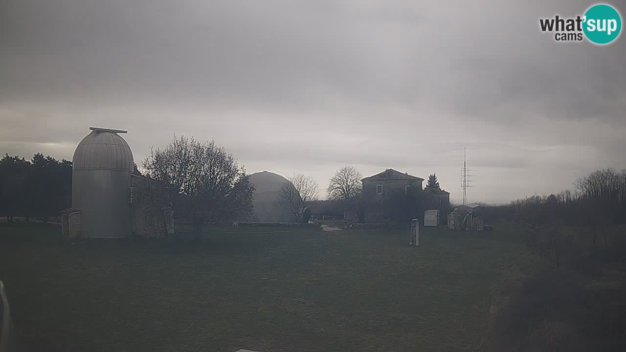 Višnjan Observatory Live Webcam – Explore the Sky, Asteroids, Comets, and Meteoroids