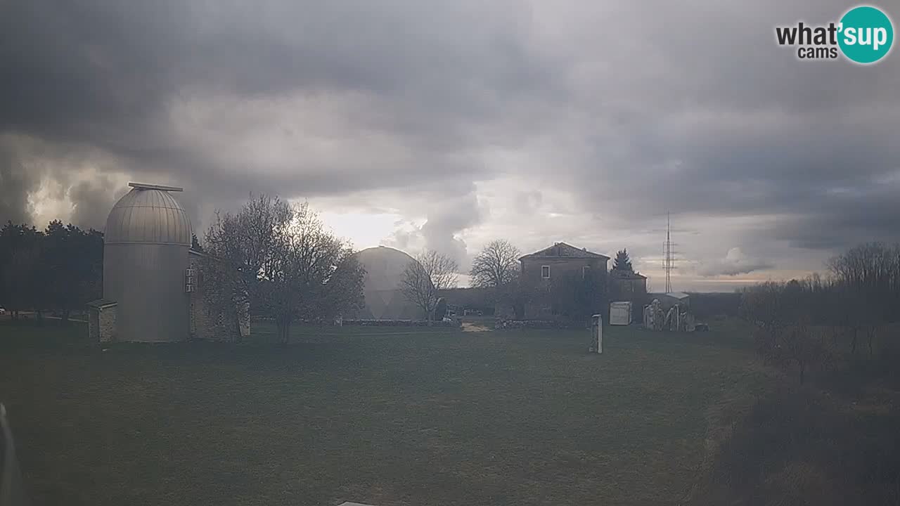 Višnjan Observatory Live Webcam – Explore the Sky, Asteroids, Comets, and Meteoroids