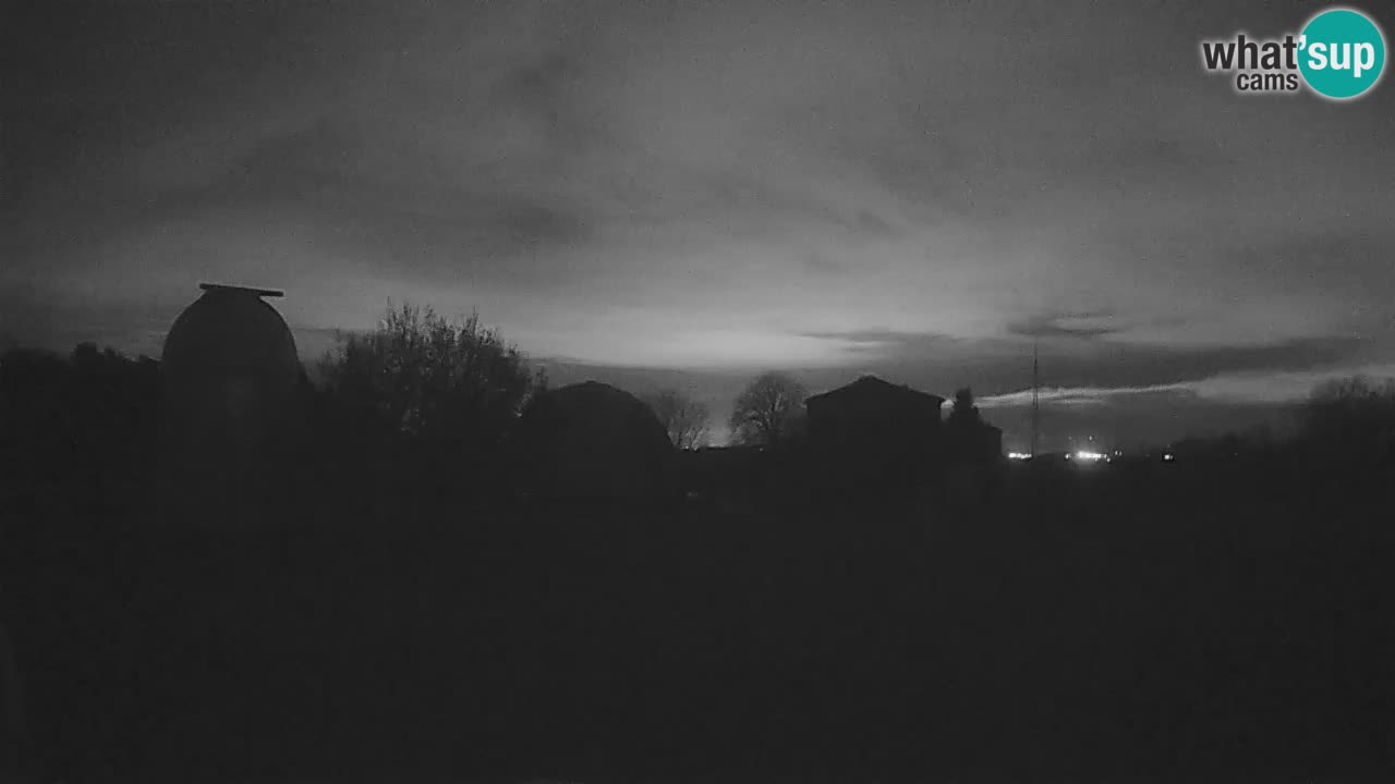 Višnjan Observatory Live Webcam – Explore the Sky, Asteroids, Comets, and Meteoroids