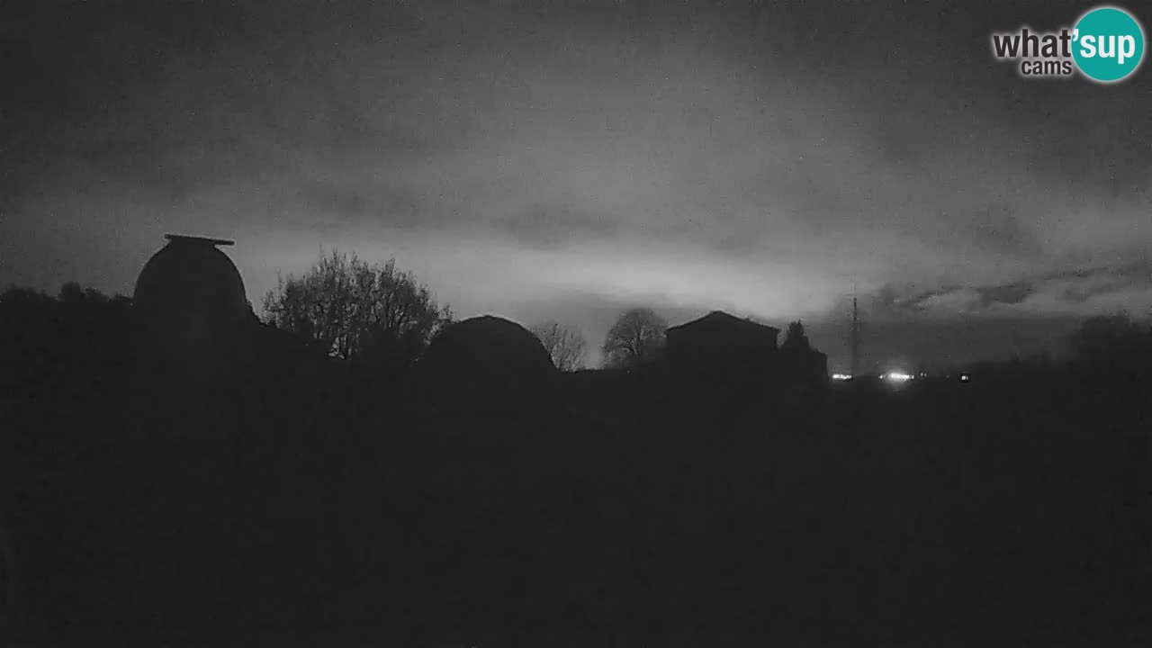 Višnjan Observatory Live Webcam – Explore the Sky, Asteroids, Comets, and Meteoroids