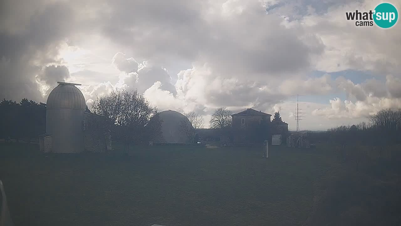 Višnjan Observatory Live Webcam – Explore the Sky, Asteroids, Comets, and Meteoroids