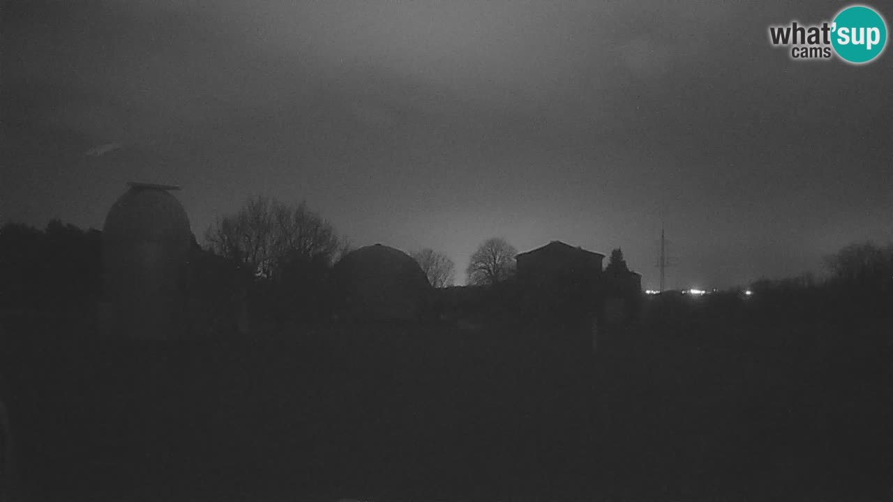 Višnjan Observatory Live Webcam – Explore the Sky, Asteroids, Comets, and Meteoroids