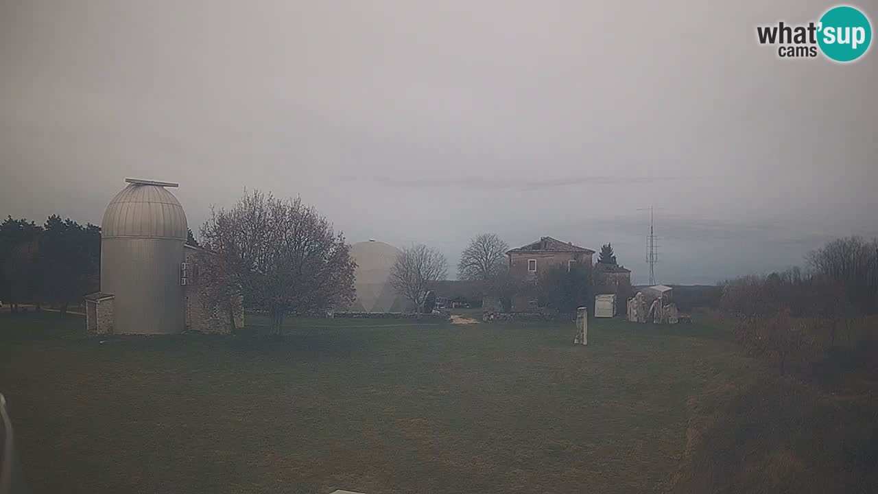 Višnjan Observatory Live Webcam – Explore the Sky, Asteroids, Comets, and Meteoroids