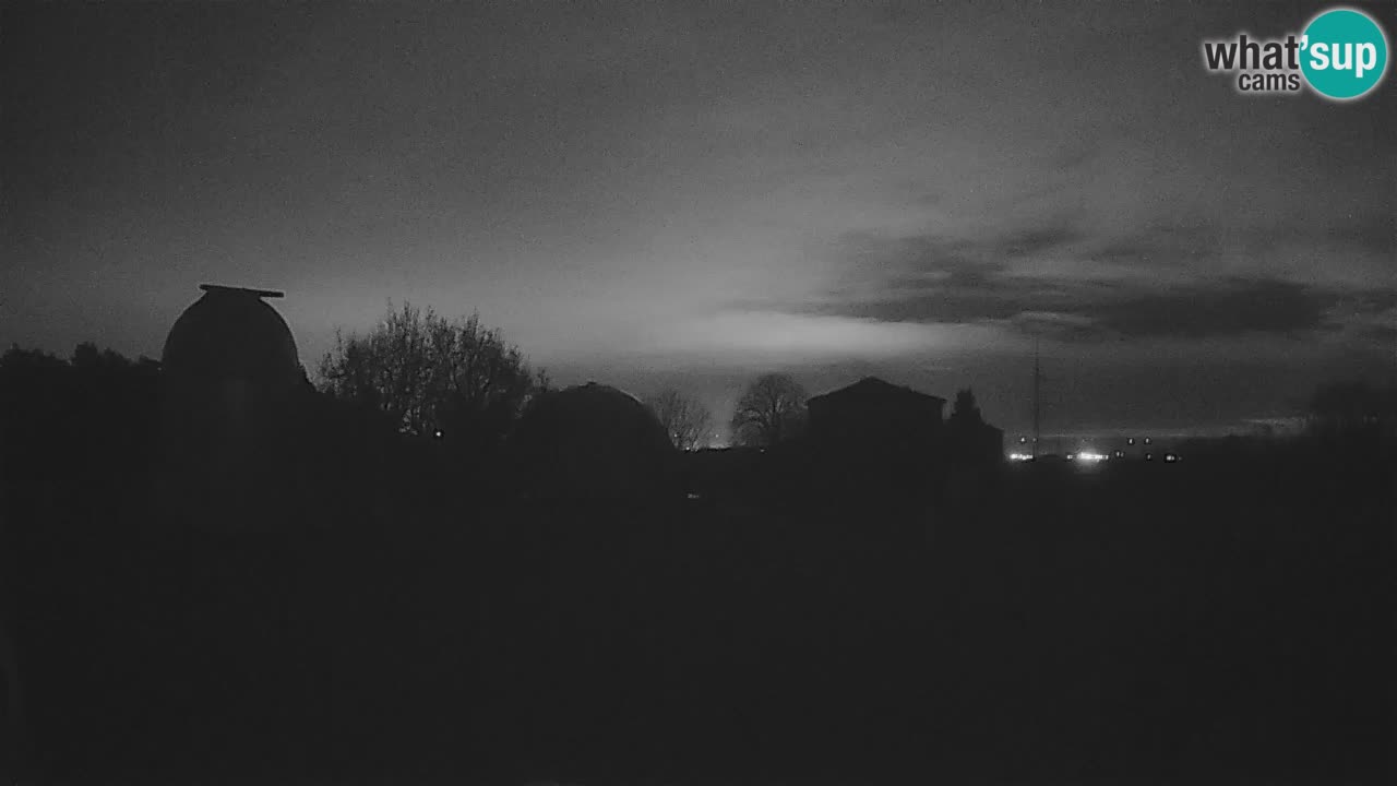 Višnjan Observatory Live Webcam – Explore the Sky, Asteroids, Comets, and Meteoroids