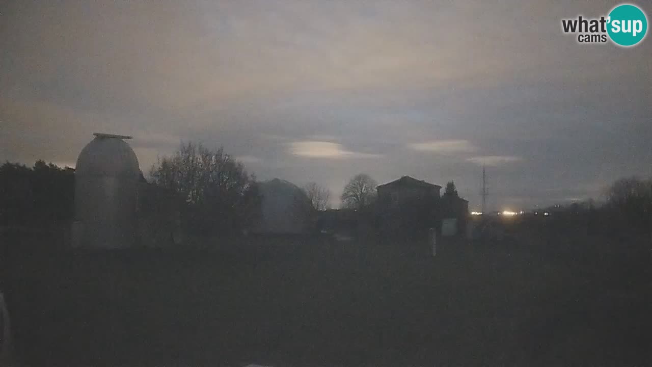 Observatorij Višnjan spletna kamera – Odkrivajte nebo, asteroide, komete in meteorite