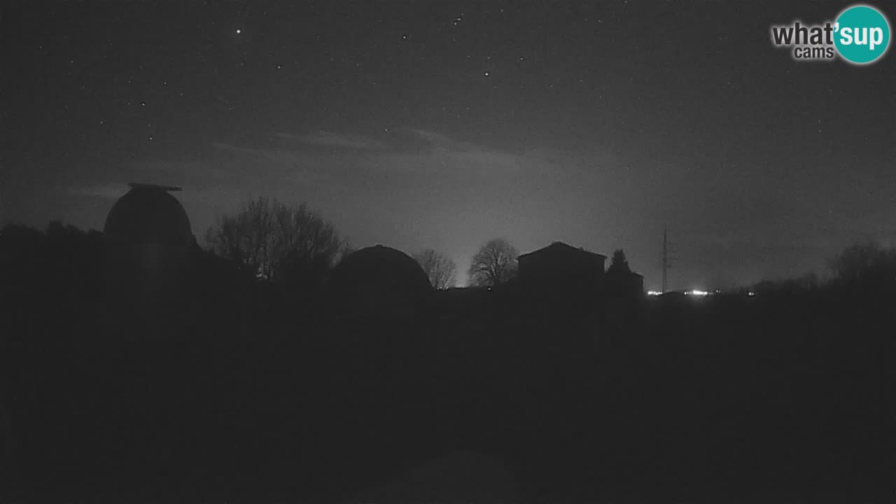 Cámara web en vivo del Observatorio de Višnjan: explora el cielo, los asteroides, cometas y meteoroides