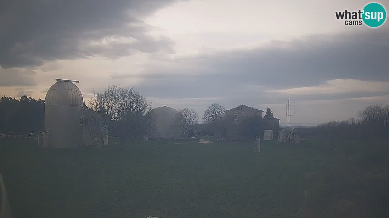 Višnjan Observatory Live Webcam – Explore the Sky, Asteroids, Comets, and Meteoroids