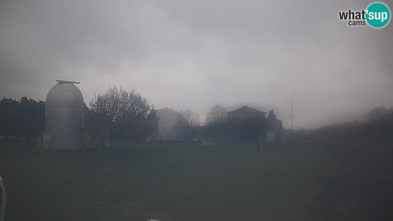 Višnjan Observatory Live Webcam – Explore the Sky, Asteroids, Comets, and Meteoroids