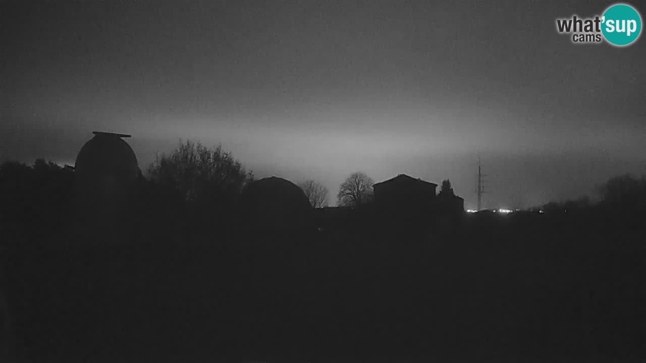 Višnjan Observatory Live Webcam – Explore the Sky, Asteroids, Comets, and Meteoroids