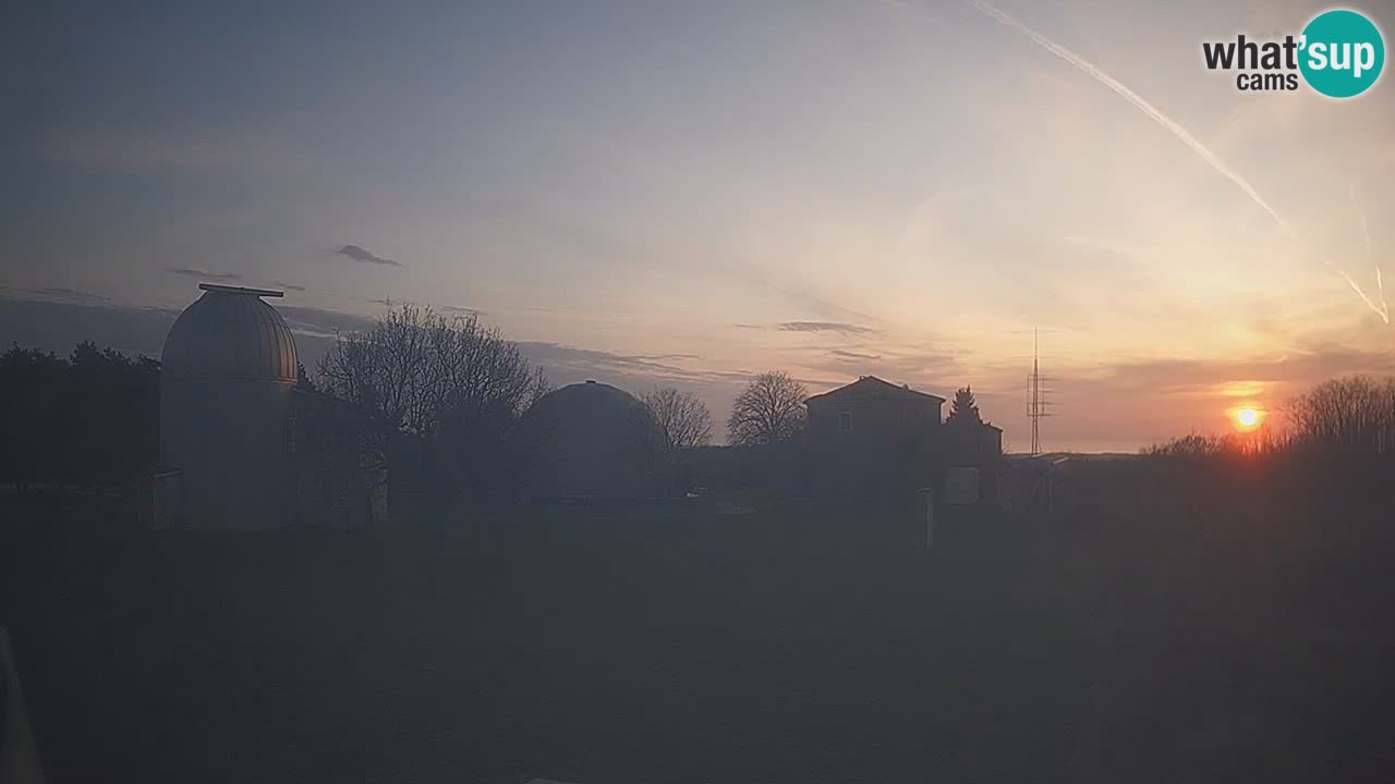 Višnjan Observatory Live Webcam – Explore the Sky, Asteroids, Comets, and Meteoroids