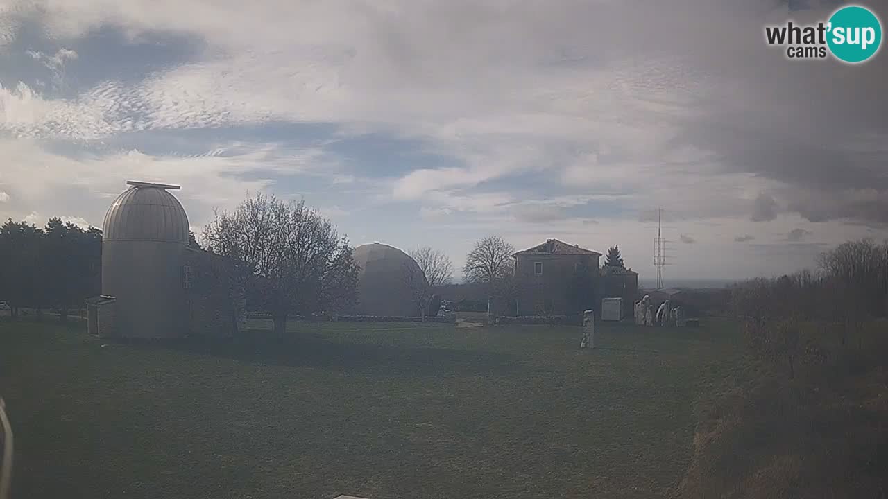 Višnjan Observatory Live Webcam – Explore the Sky, Asteroids, Comets, and Meteoroids