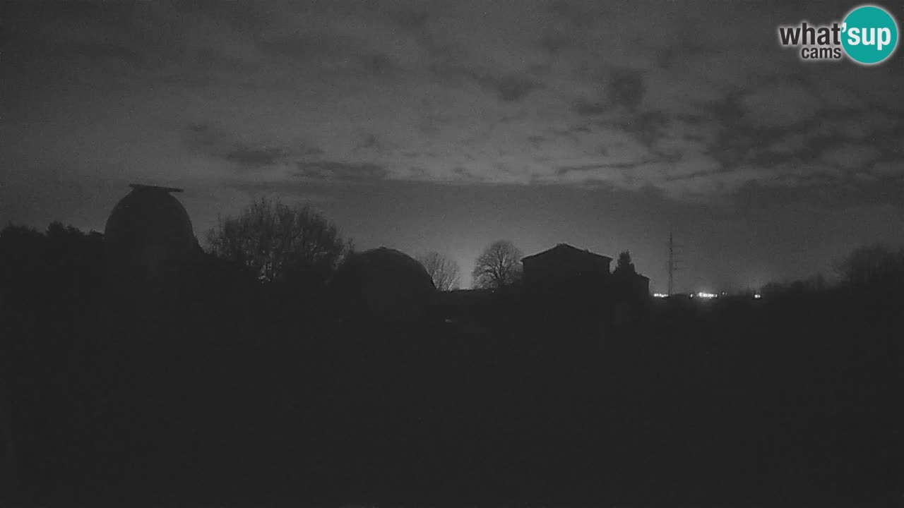 Višnjan Observatory Live Webcam – Explore the Sky, Asteroids, Comets, and Meteoroids