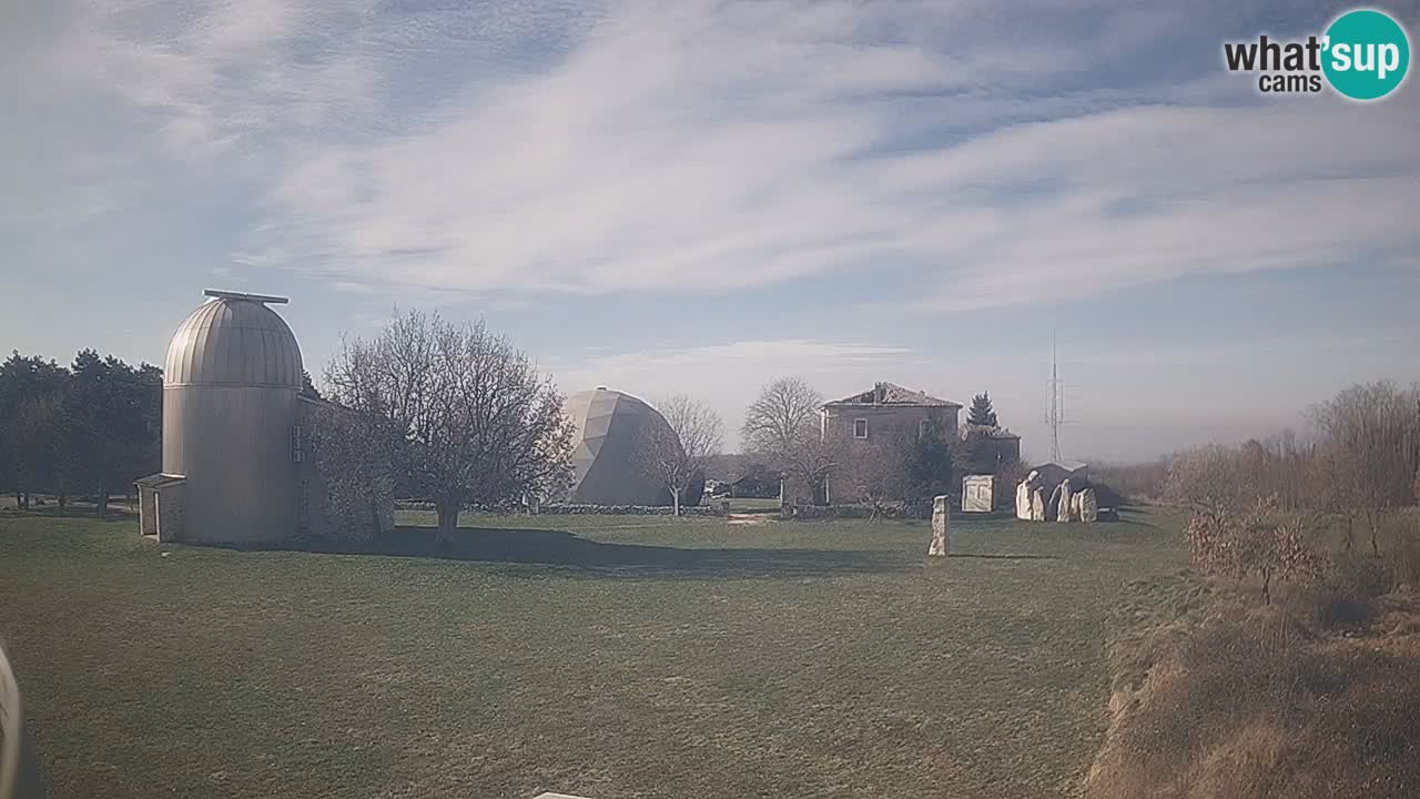 Višnjan Observatory Live Webcam – Explore the Sky, Asteroids, Comets, and Meteoroids