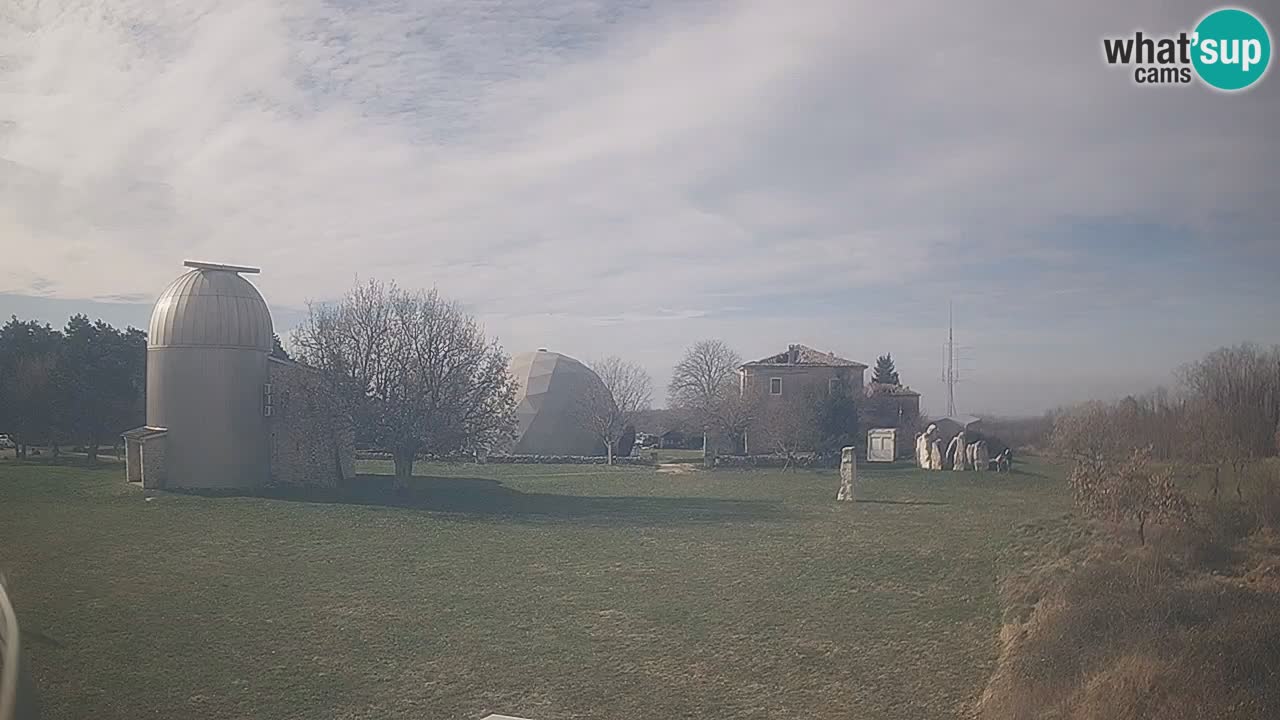 Višnjan Observatory Live Webcam – Explore the Sky, Asteroids, Comets, and Meteoroids