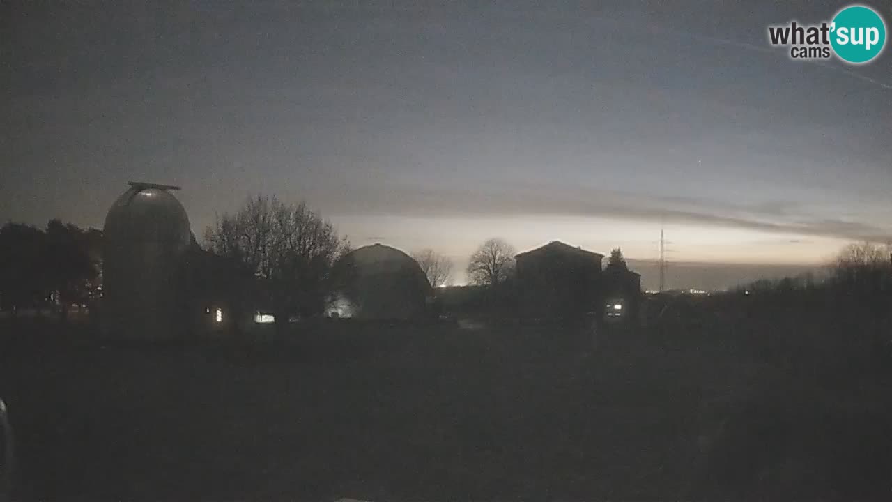 Višnjan Observatory Live Webcam – Explore the Sky, Asteroids, Comets, and Meteoroids