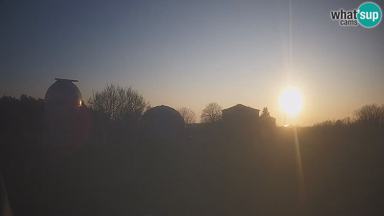 Observatorij Višnjan spletna kamera – Odkrivajte nebo, asteroide, komete in meteorite