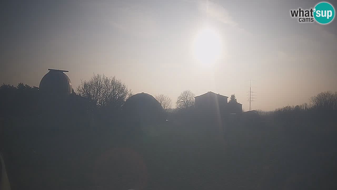 Cámara web en vivo del Observatorio de Višnjan: explora el cielo, los asteroides, cometas y meteoroides