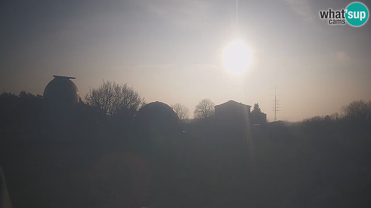 Observatorij Višnjan spletna kamera – Odkrivajte nebo, asteroide, komete in meteorite