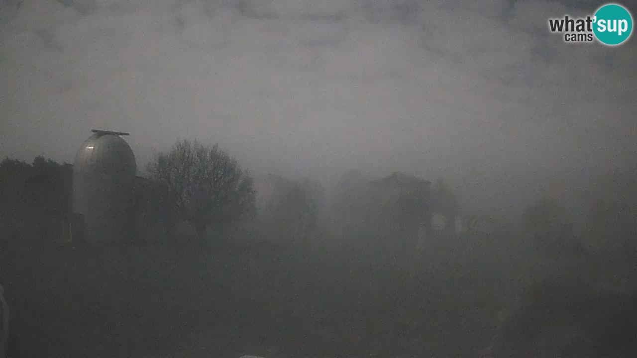 Cámara web en vivo del Observatorio de Višnjan: explora el cielo, los asteroides, cometas y meteoroides