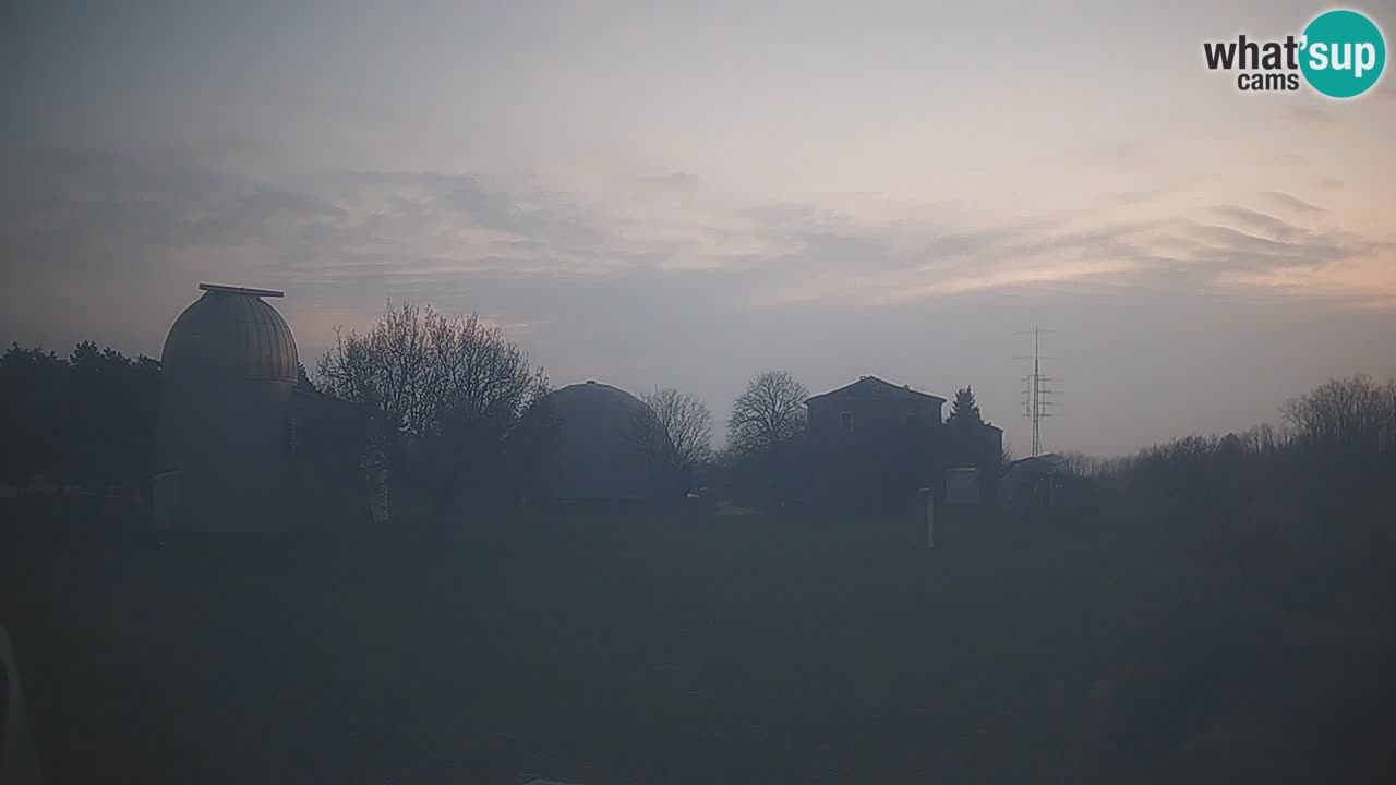 Višnjan-Observatorium Live Webcam – Explore the Sky, Asteroids, Comets, and Meteoroids