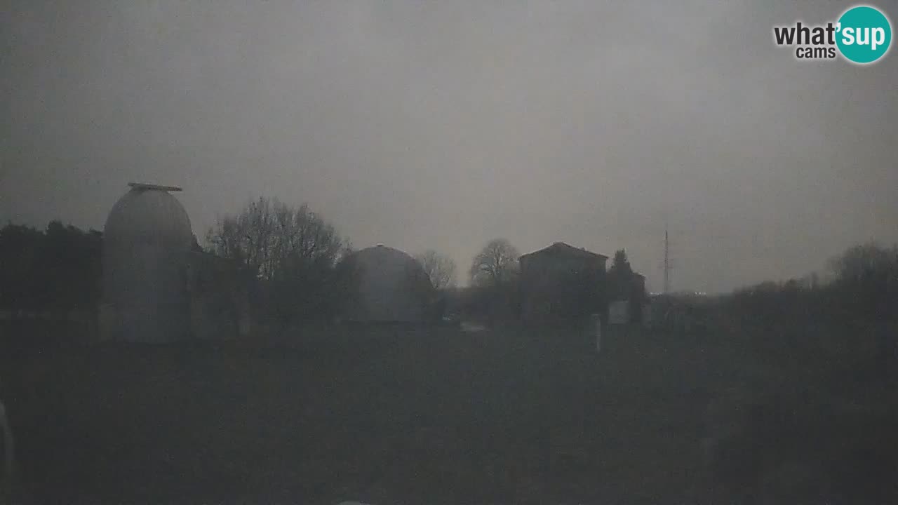 Višnjan-Observatorium Live Webcam – Explore the Sky, Asteroids, Comets, and Meteoroids