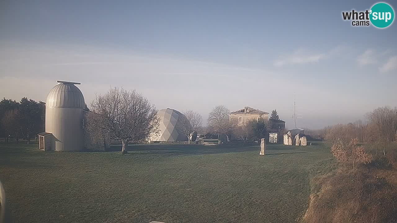 Višnjan Observatory Live Webcam – Explore the Sky, Asteroids, Comets, and Meteoroids