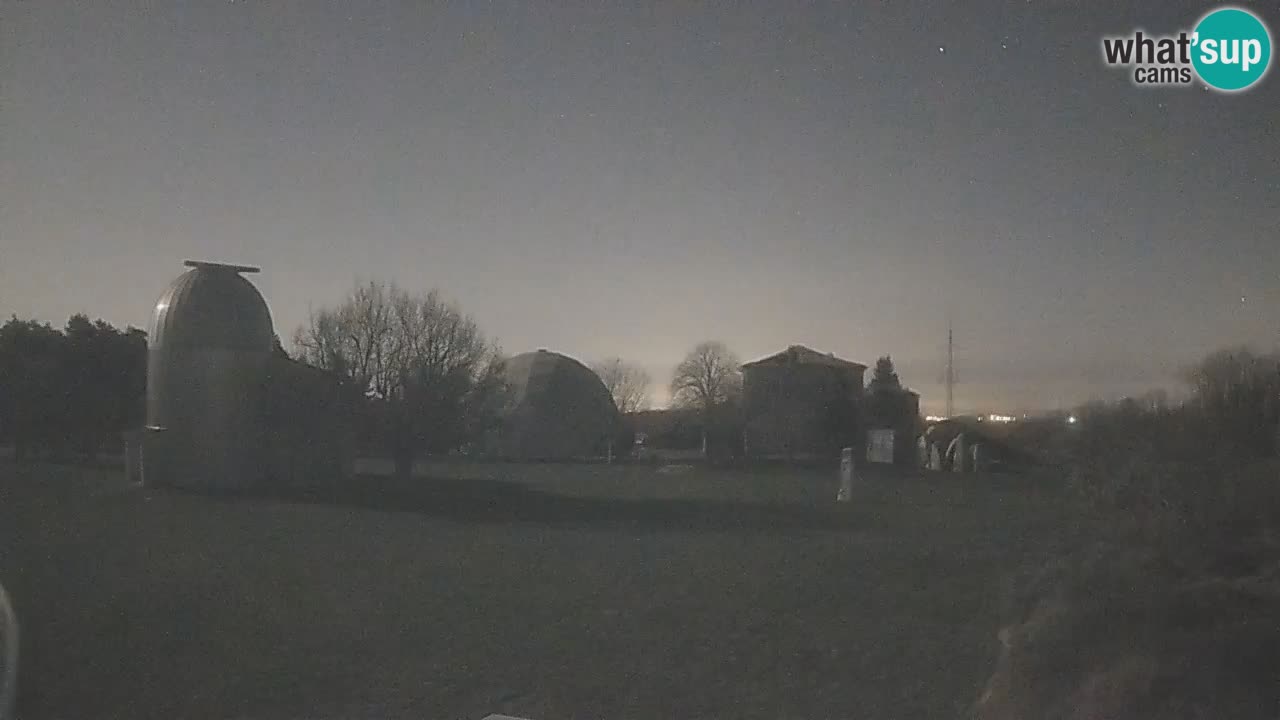 Višnjan Observatory Live Webcam – Explore the Sky, Asteroids, Comets, and Meteoroids