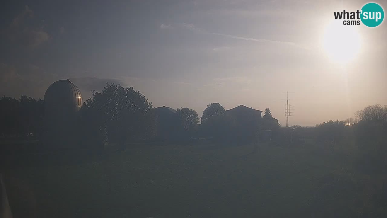 Cámara web en vivo del Observatorio de Višnjan: explora el cielo, los asteroides, cometas y meteoroides
